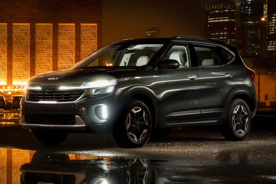 KIA  Seltos Front angle low view