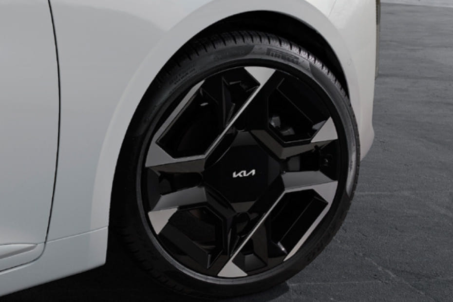 كيه 8  Wheel