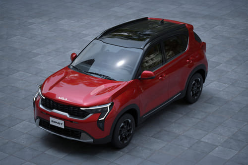 KIA  Sonet Front angle low view