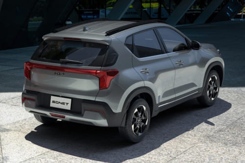 Sonet Rear angle view