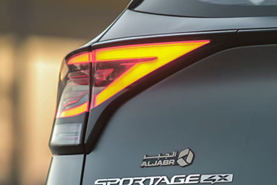 سبورتاج إل Tail light