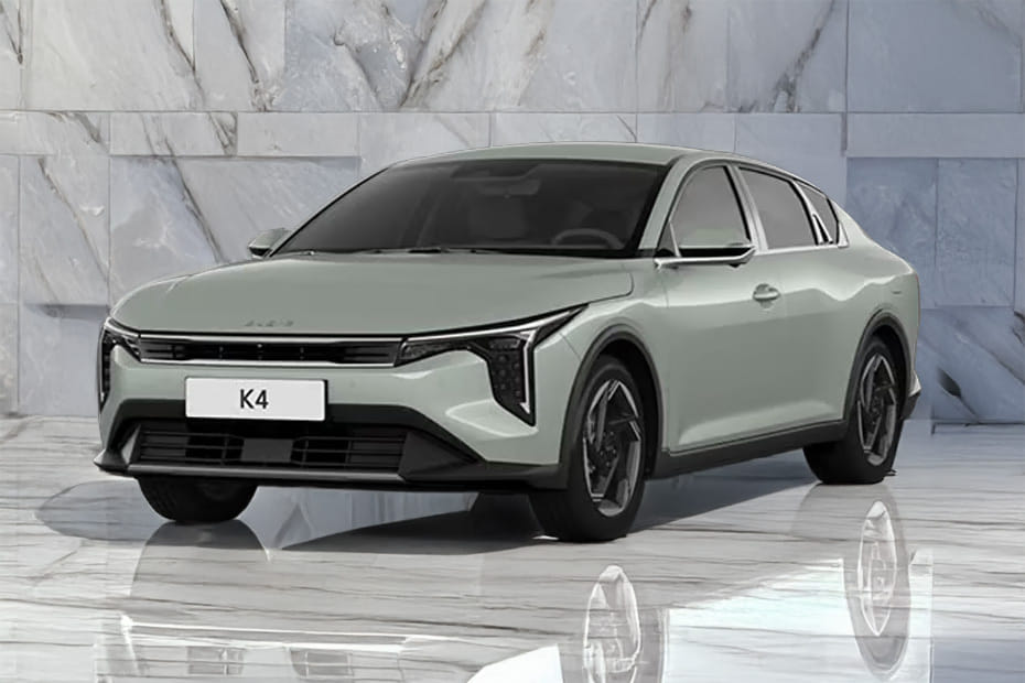KIA K4 Front Side View