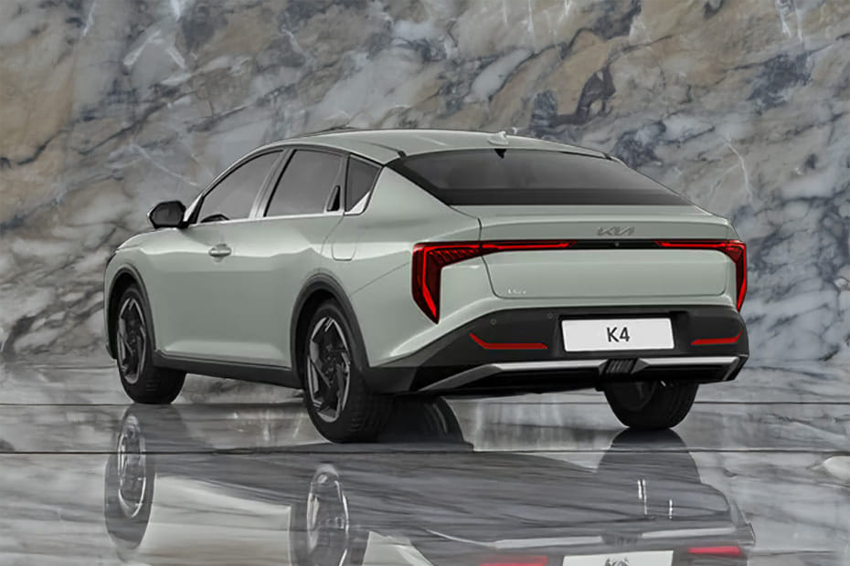 Rear Medium View of KIA K4