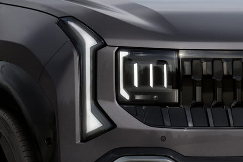 سيلتوس 2026 Headlight