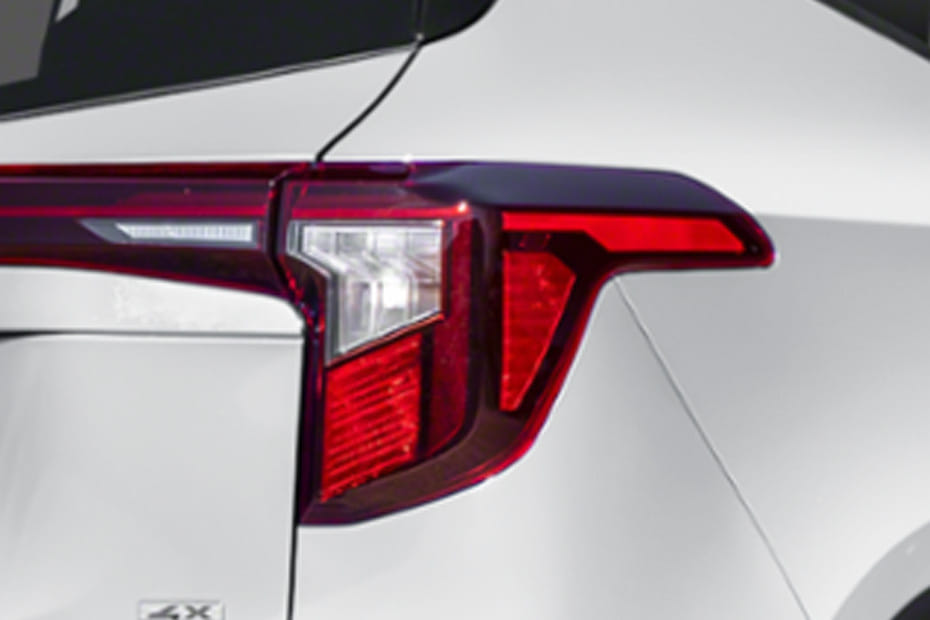 سيلتوس 2026 Tail light