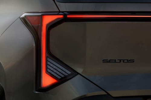 سيلتوس 2026 Tail light