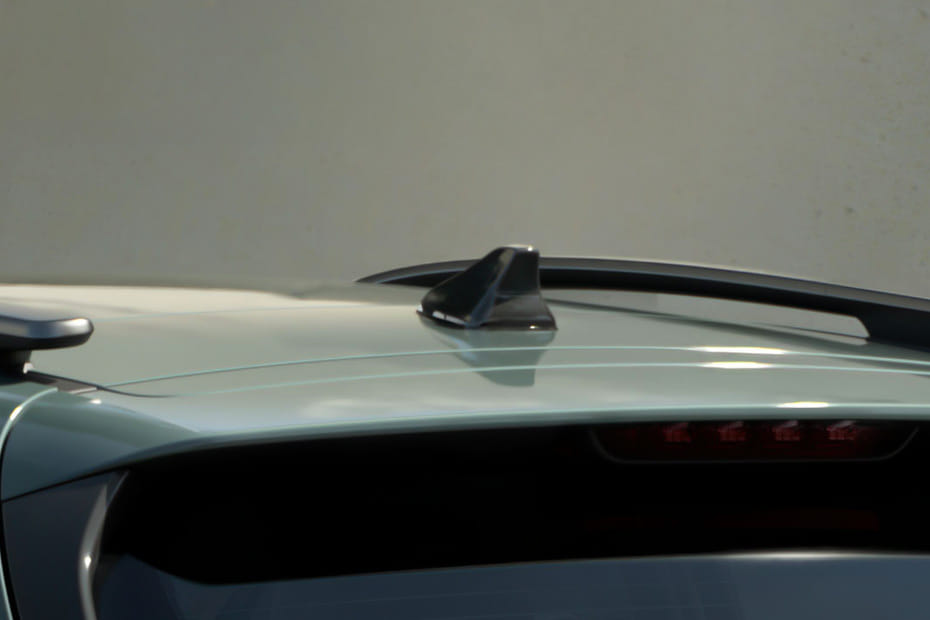 ستونيك Roof Antenna