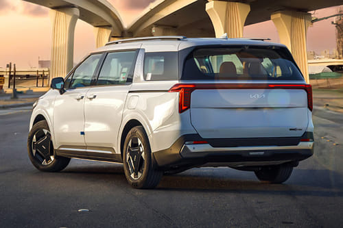 Rear Cross Side View of KIA Carnival Hybrid