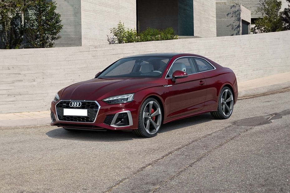 أودي A5 كوبيه Front Cross Side View
