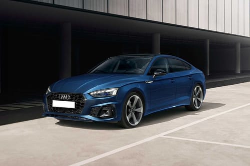أودي   سبورت باكA5 Front angle low view