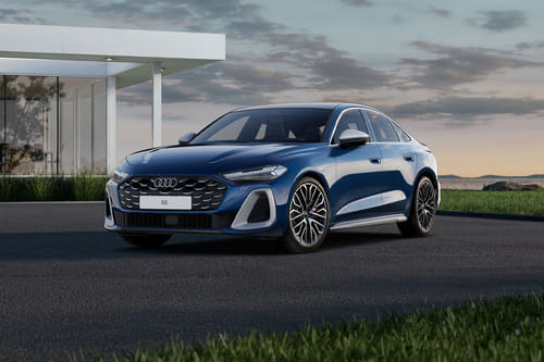 أودي  S5 Front angle low view