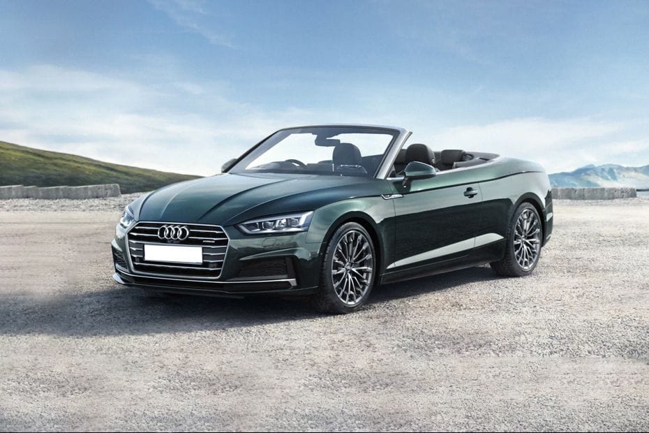 أودي  A5 كابريوليه Front angle low view