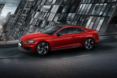 Audi RS 5 Coupe Front Side View