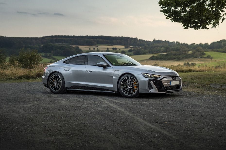 Audi E-tron GT Front Cross Side View