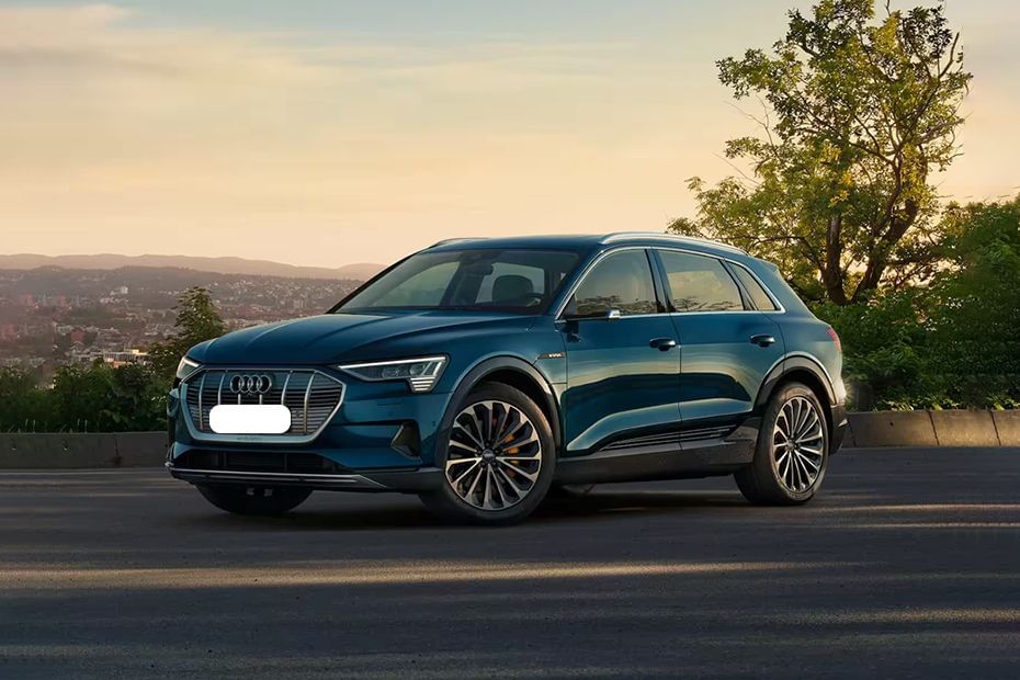 Audi  E-tron Front angle low view