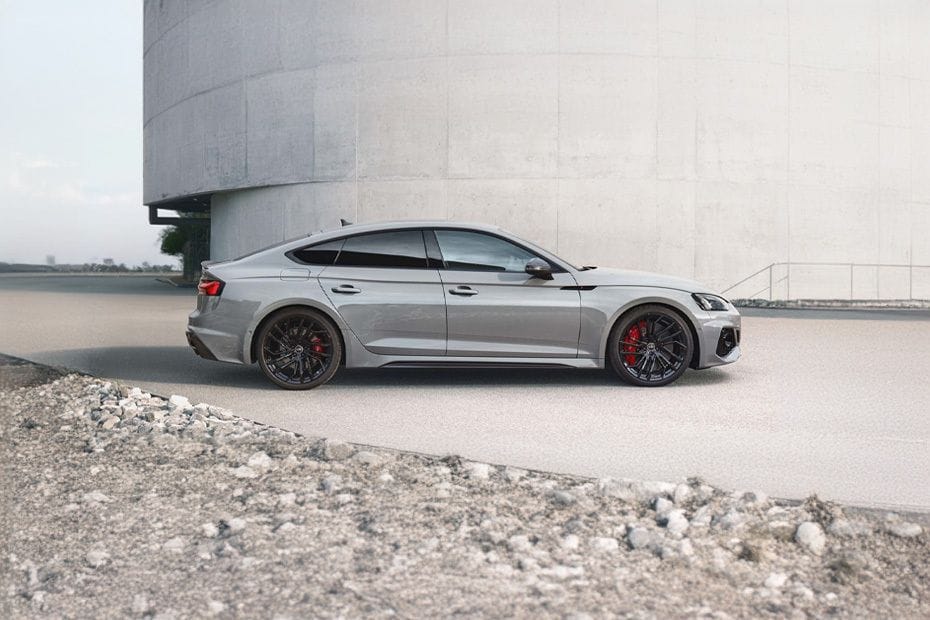 RS5 Sportback Side view