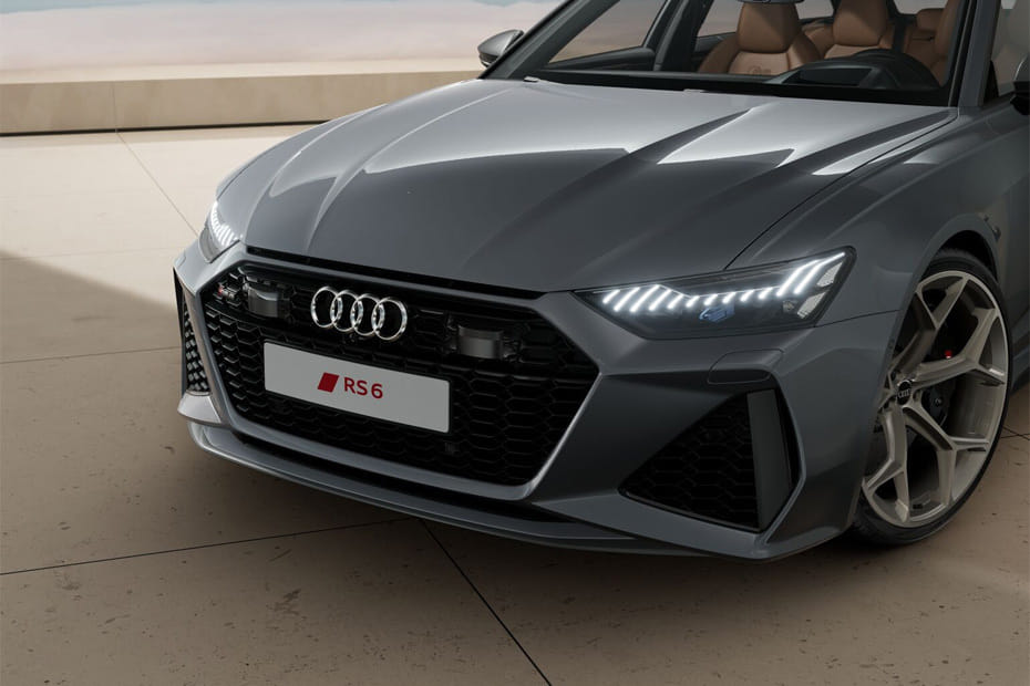 RS6 Avant Grille View