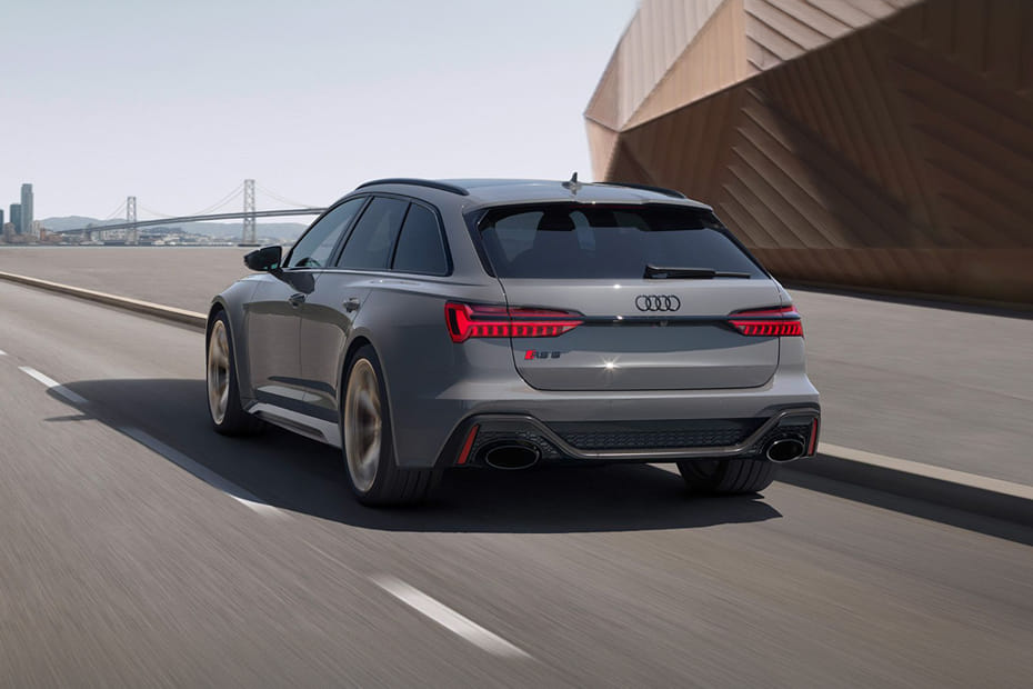 Rear Medium View of Audi RS6 Avant