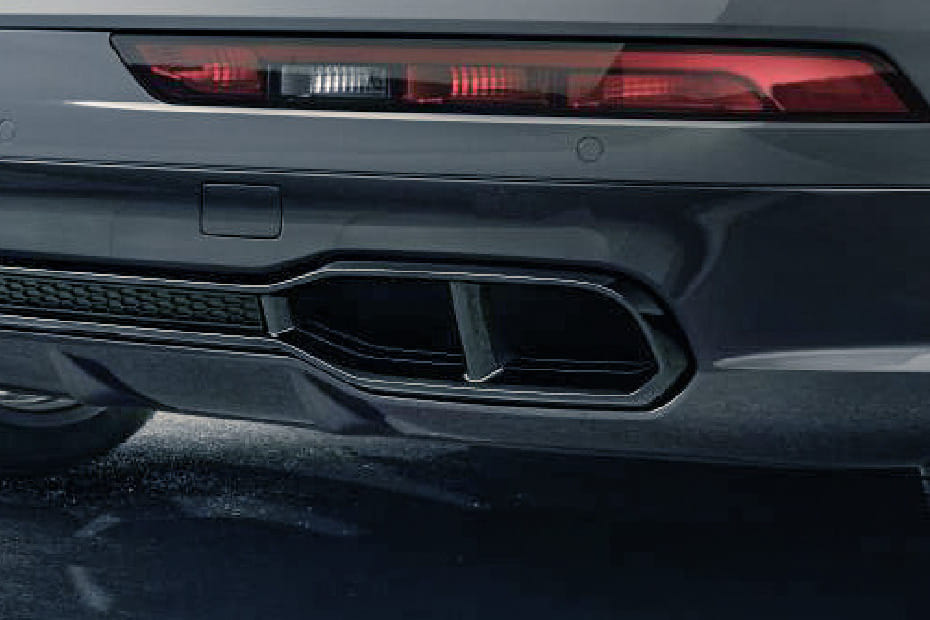 Exhaust Pipe of Audi SQ5