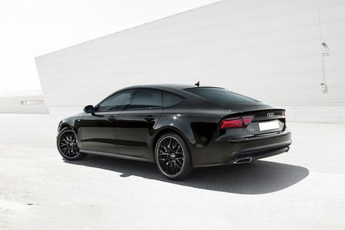 Rear Cross Side View of Audi A7