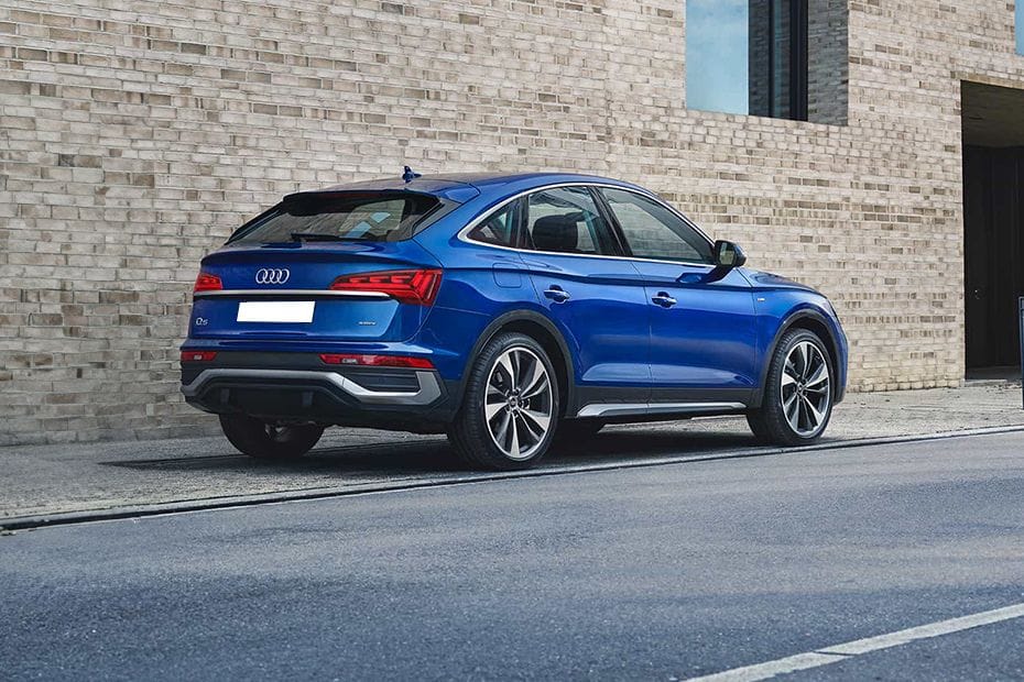 Rear Cross Side View of Audi Q5 Sportback