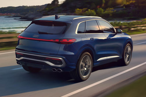 Q5 Sportback Rear angle view