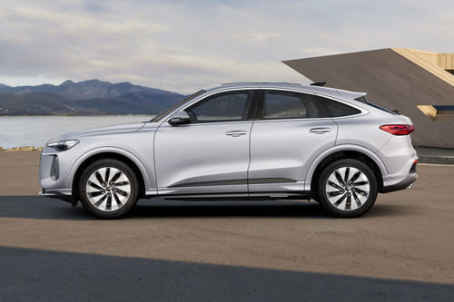 Q5 Sportback Side view