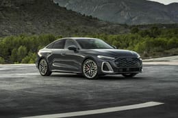 أودي أيه 5 سيدان