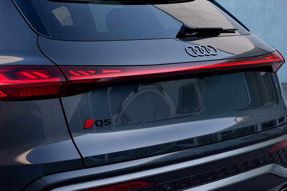 كيو 5  Tail light