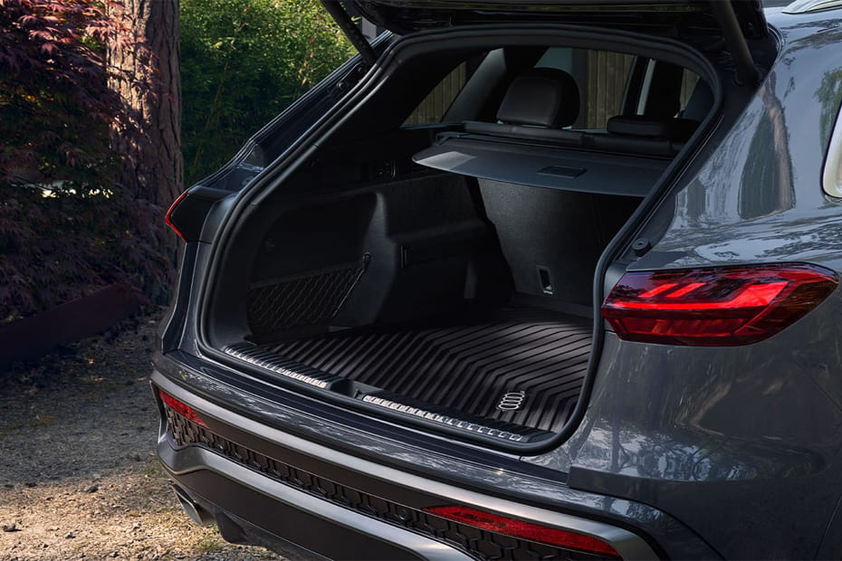 Trunk Open Closer View of Q5