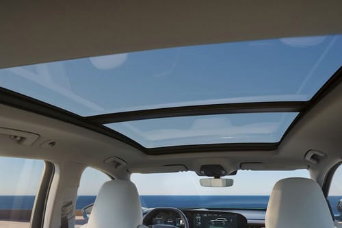 أودي كيو 6 إي-ترون Sunroof Moonroof