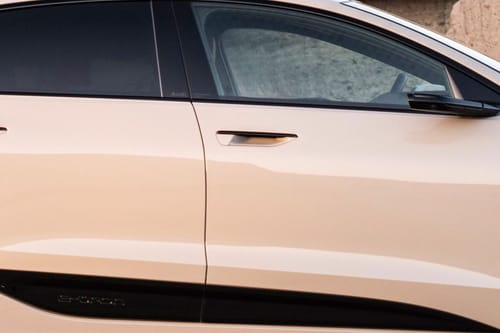 أيه 6 إي-ترون Door handle