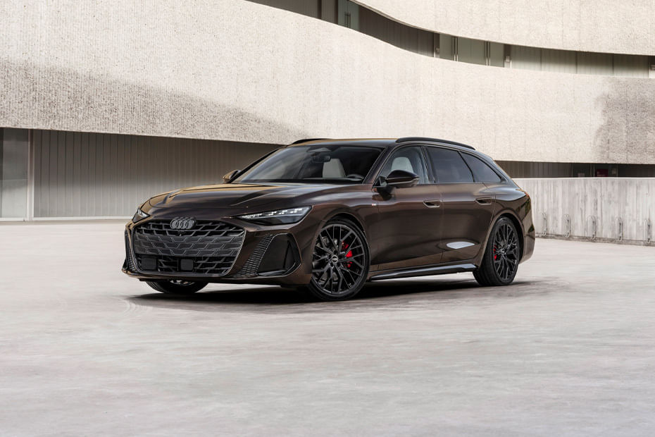 أودي  إيه 6 أفانت Front angle low view