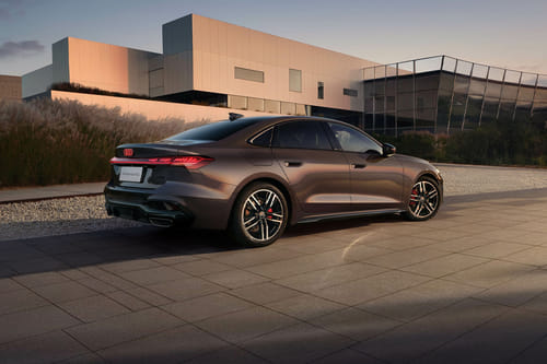 A5 L Rear angle view