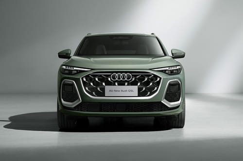Full Front View of Q5 L