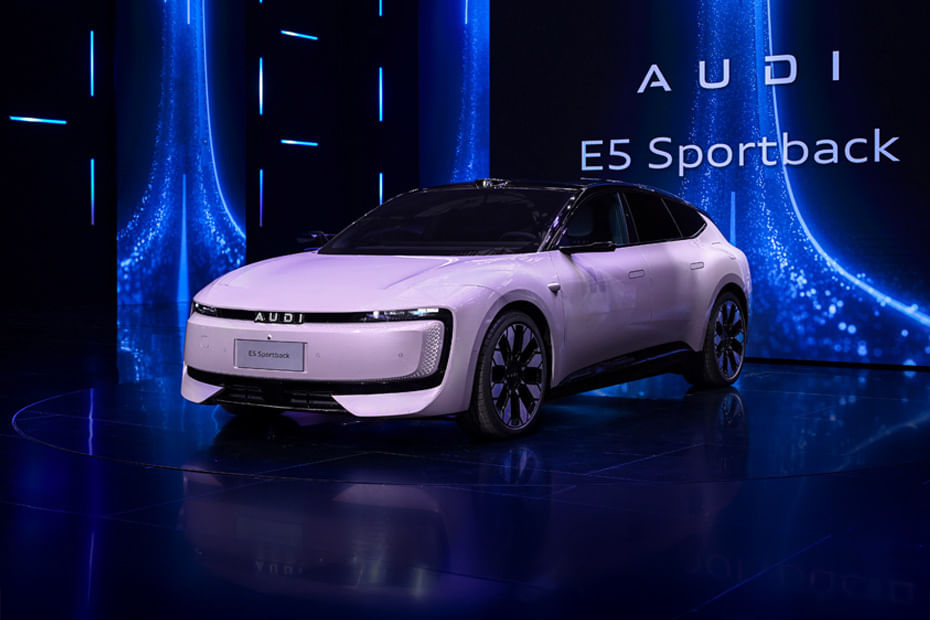 Audi  E5 Front angle low view