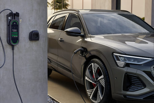 Gas Cap Open of Q8 e-tron