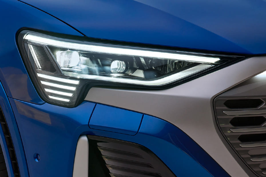 SQ8 إي-ترون Headlight