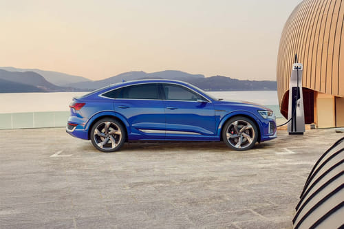 SQ8 E-tron Medium Angle Front View