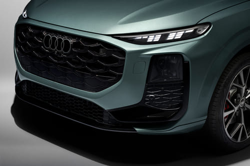 كيو 3 2026 Grille View