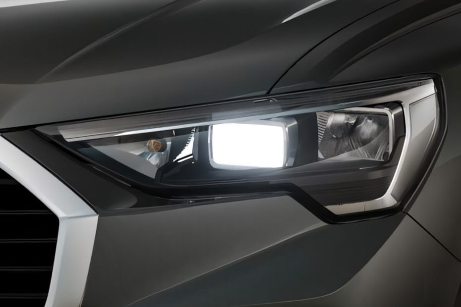 Q3 Headlight