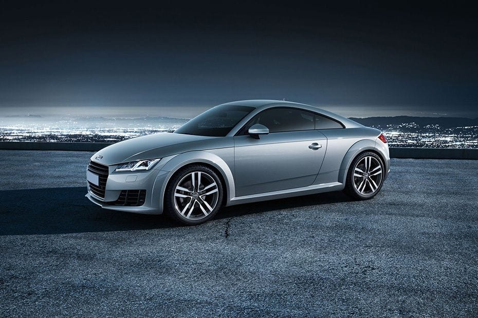 Audi  TT Coupe Front angle low view