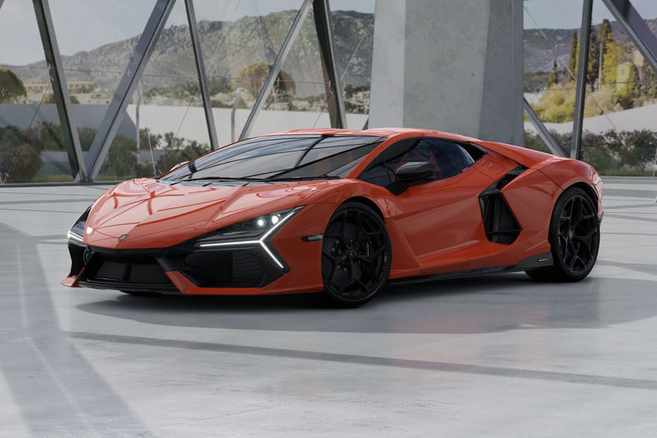 Lamborghini  Revuelto Front angle low view