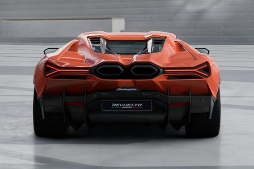 Full Rear View of Lamborghini Revuelto