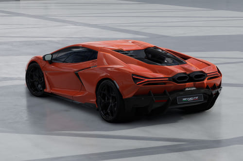 Rear Cross Side View of Lamborghini Revuelto