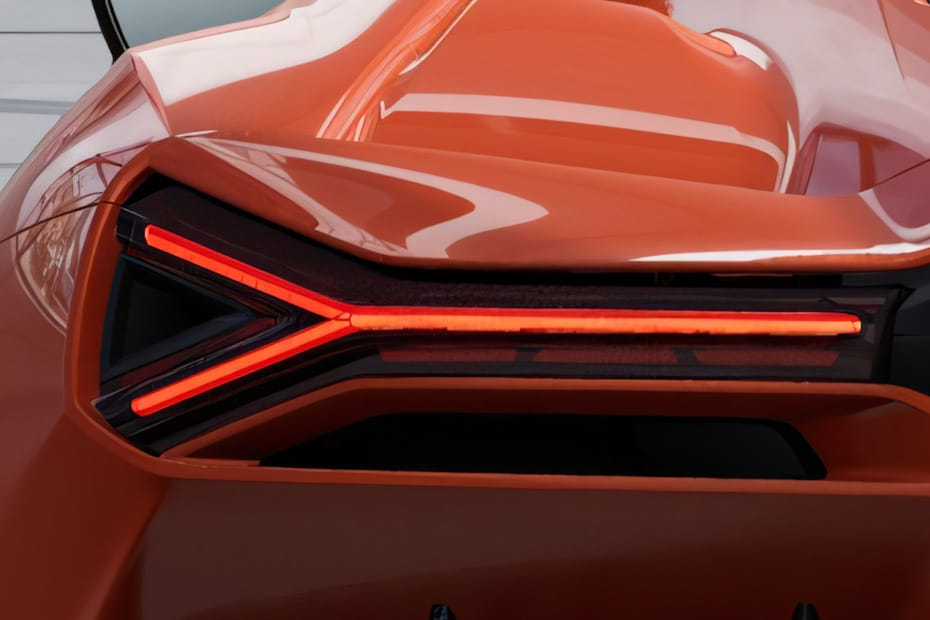 Revuelto Tail light