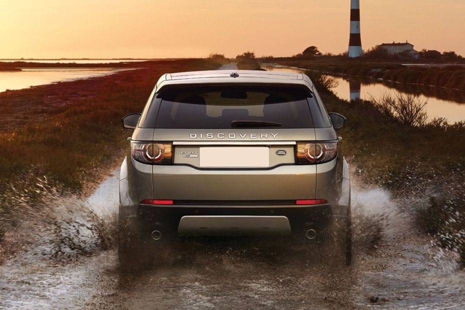 Full Rear View of Land Rover Discovery Sport