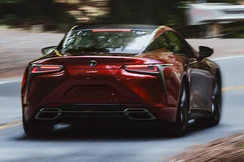 Full Rear View of لكزس LC
