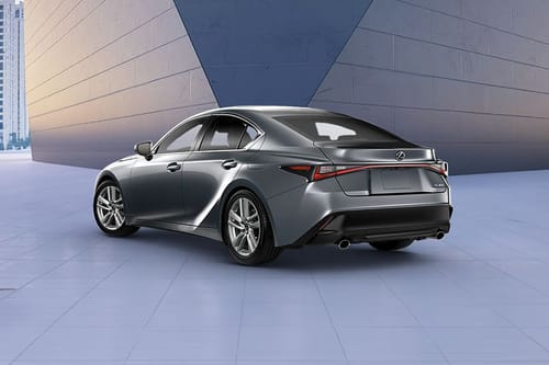 Rear Cross Side View of لكزس IS