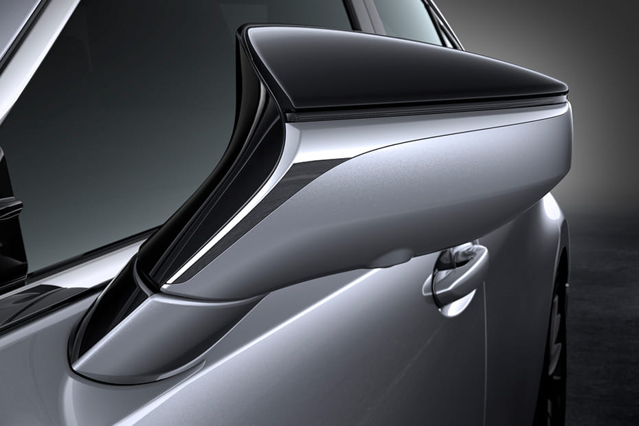 Lexus ES Drivers Side Mirror Front Angle in Saudi Arabia